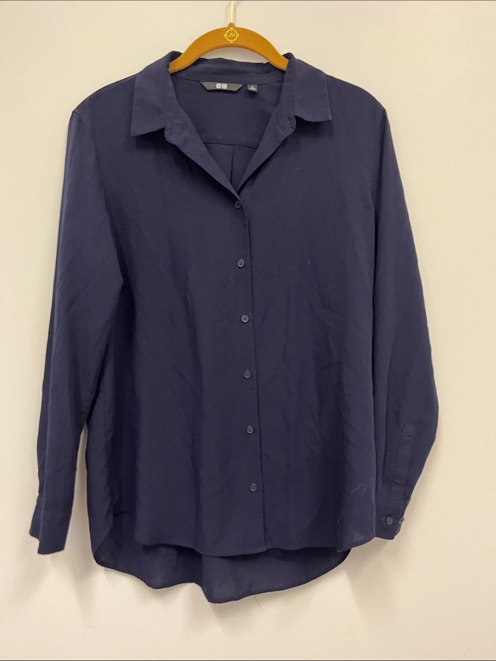 Uniqlo Navy Long-Sleeve Button-Down Shirt size S